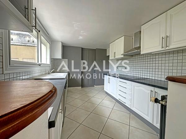 Maison 7 pièce(s) 4 chambre(s) 175 m²