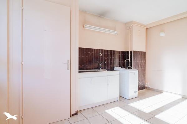 Appartement à vendre 210 400 € Bron 5 p 94 m² DPE E