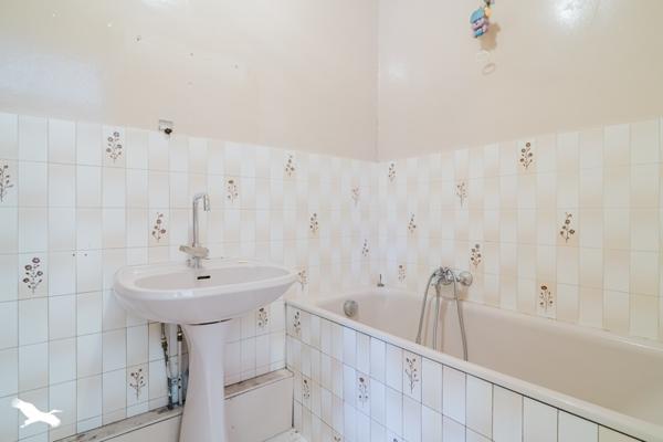 Appartement à vendre 210 400 € Bron 5 p 94 m² DPE E