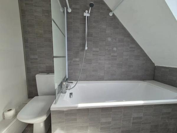 Authentique maison en pierre de caractère -- charme breton au