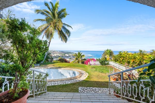 À VENDRE – VILLA D’EXCEPTION AVEC VUE PANORAMIQUE SUR MER ET PORT – SAINT-GILLES LES BAINS