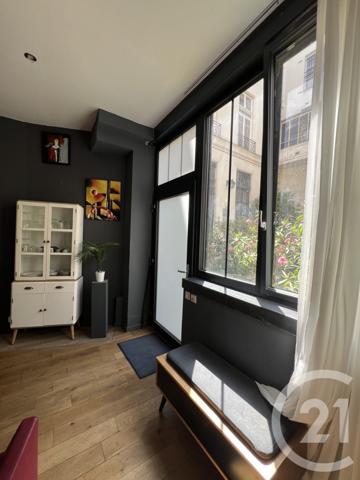 Appartement F4 à vendre  4 pièces - 71,19 m2 PARIS - 75010