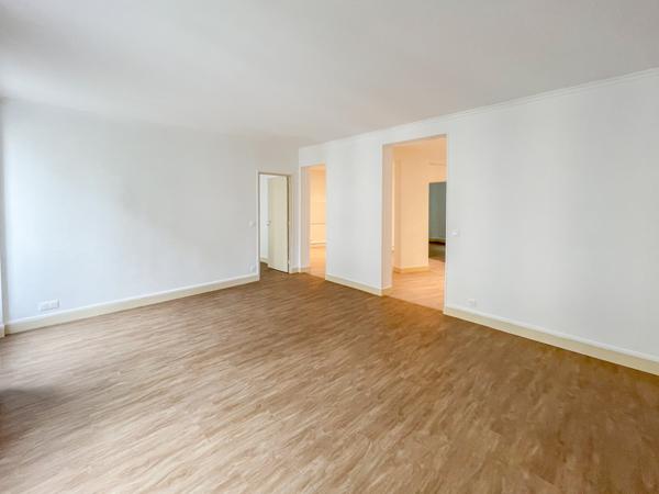 Paris 3ème - À LOUER - Grand 2 pièces de 80 m²