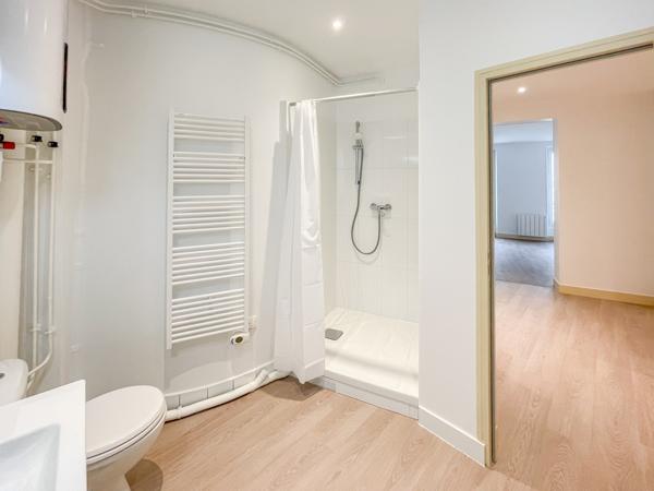 Paris 3ème - À LOUER - Grand 2 pièces de 80 m²