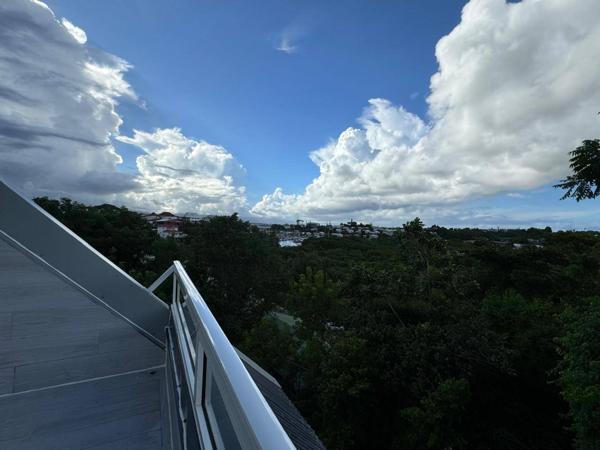 BAS DU FORT T3 MEUBLE VUE MER