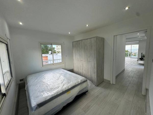 BAS DU FORT T3 MEUBLE VUE MER