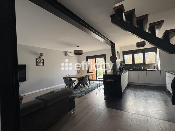 Maison 5 pièces - 102 m² Exclusivité efficity