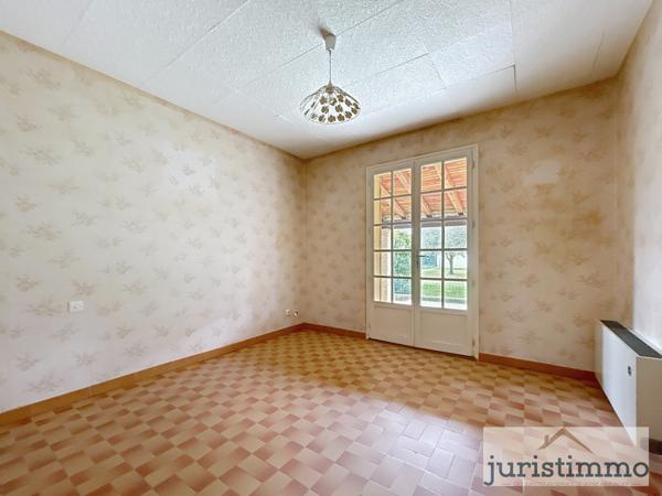 Mondragon (84430) Ensemble immobilier : ferme & maison à restaurer sur Mondragon