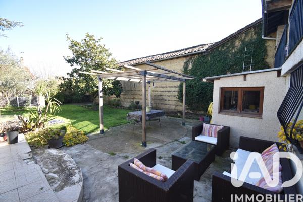 Maison à vendre 5 pièces 118 m² Lherm