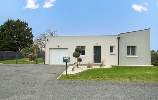 À vendre, Maison contemporaine de 2017 à DAUMERAY