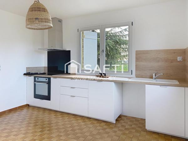 Maison familiale avec sous-sol total et beau potentiel d’évolution