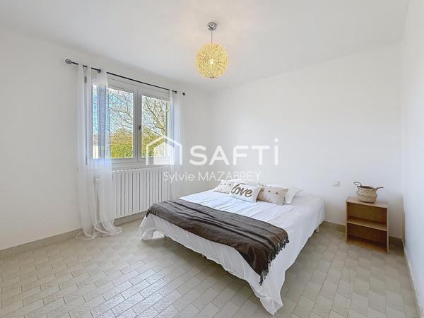 Maison familiale avec sous-sol total et beau potentiel d’évolution