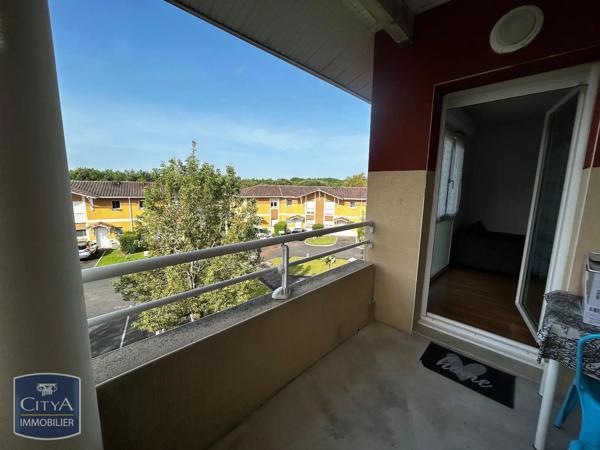 Appartement à louer 2 pièces 48.06m² Saint-Pierre-du-Mont (40280)