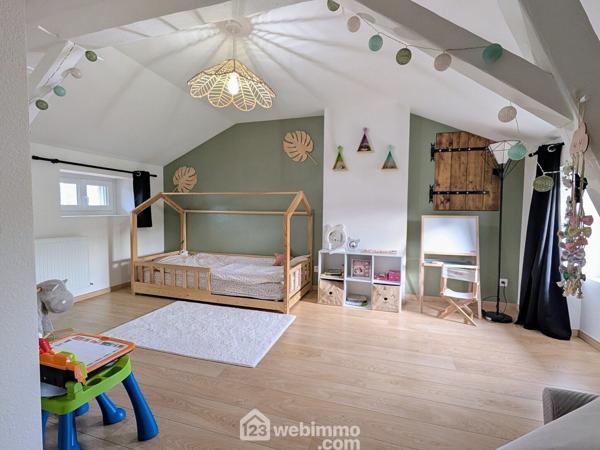 Maison 126 m² à Chemillé-en-Anjou 49120
