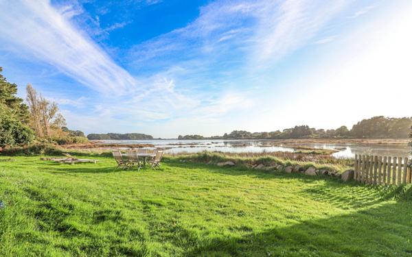 Maison à vendre    8 pièces • 280 m2 La Trinité-sur-Mer