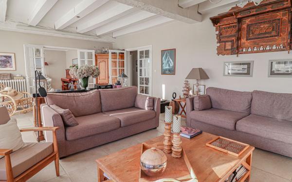 Maison à vendre    8 pièces • 280 m2 La Trinité-sur-Mer