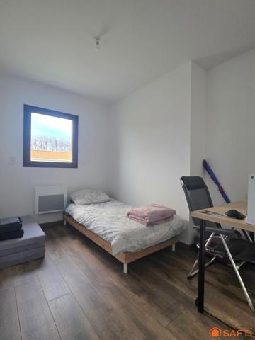 Maison moderne de plain-pied 2025 avec jardin