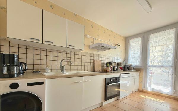 Appartement à vendre    3 pièces • 73,52 m2 Chenôve