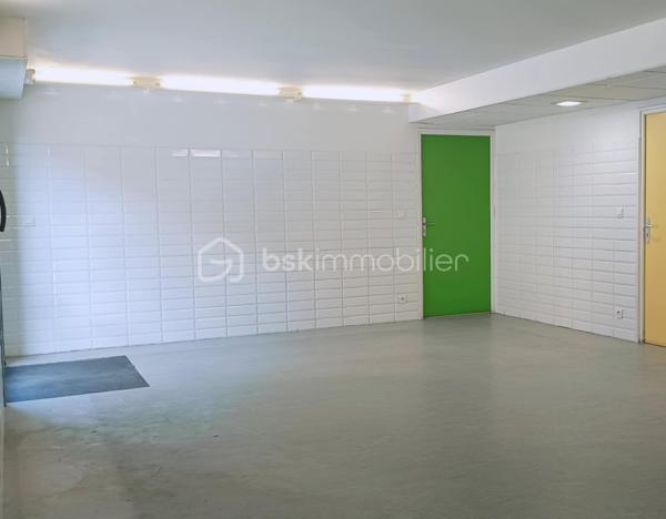 Local commercial de 164,54 m²