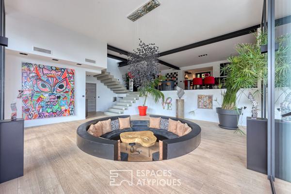 Maison d’architecte atypique vue cinématographique