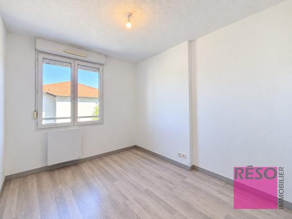 BEAU T3 MEUBLÉ RÉNOVÉ