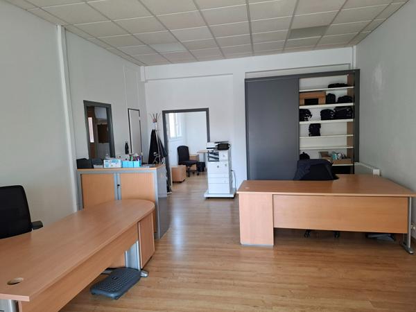 Local commercial à louer de 65 m² à Mordelles