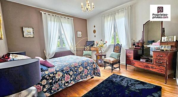 Maison Bram 6 pièce(s) 145 m2 - Piscine