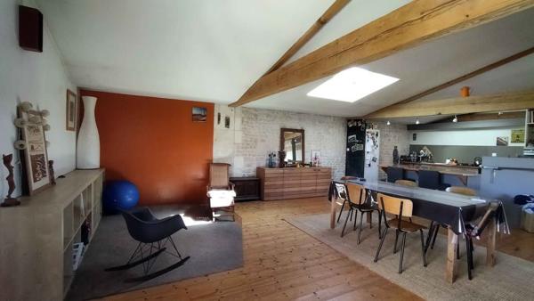Vente Maison Thaire 6 pièces 230m²-IRM4348
