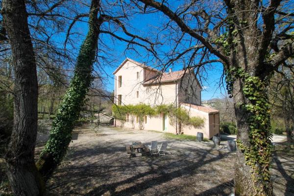 Vente / Appartement T2 à Montbrun-les-Bains (26570)