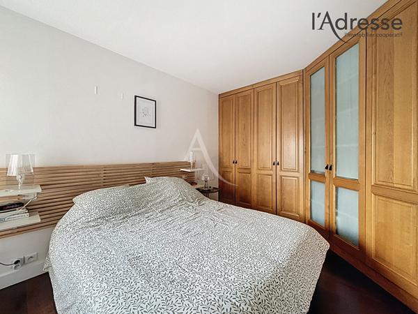 L'Adresse Immobilier - Élégant 3 pièces lumineux de 67 m² - Parking et cave