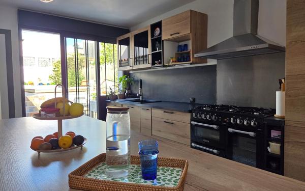 Maison à vendre    6 pièces •  La Rochelle