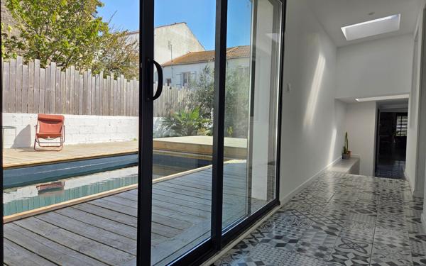 Maison à vendre    6 pièces •  La Rochelle