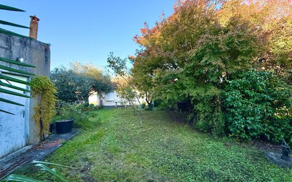 Maison à vendre    4 pièces •  Bordeaux