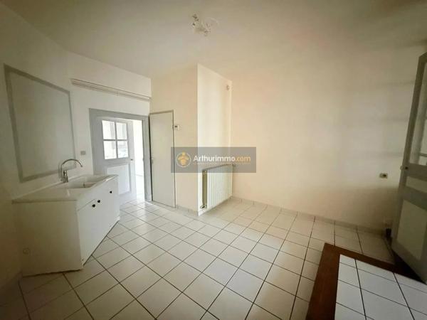 Location                                                      Appartement
                        
                                         68 m2                     à Neufchâteau