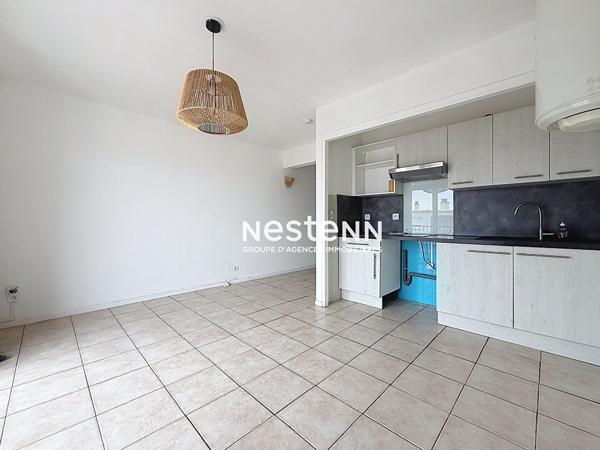 STUDIO DE 34 M² AVEC BALCON ET PLACE DE PARKING - PERPIGNAN