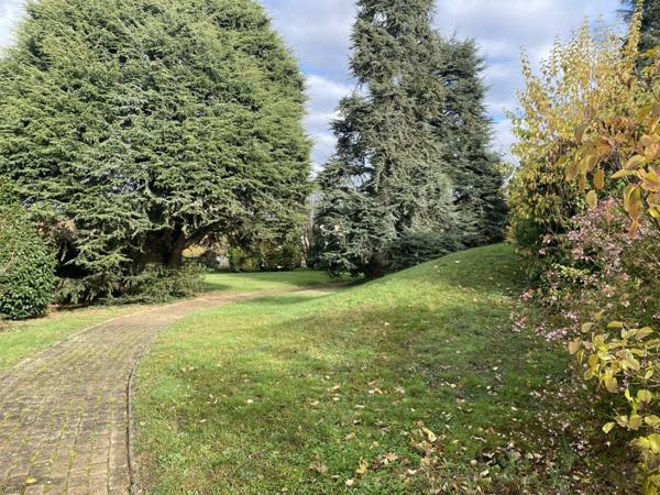 Maison à vendre 7 pièces LENTILLY (69)