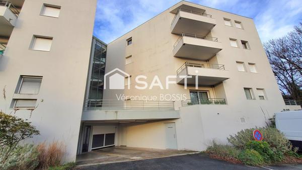 T3, dernier étage avec terrasse et parking privatif