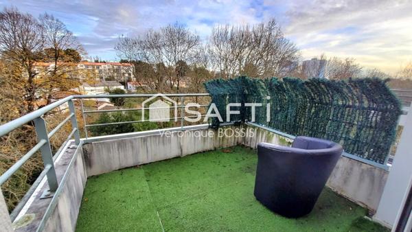 T3, dernier étage avec terrasse et parking privatif