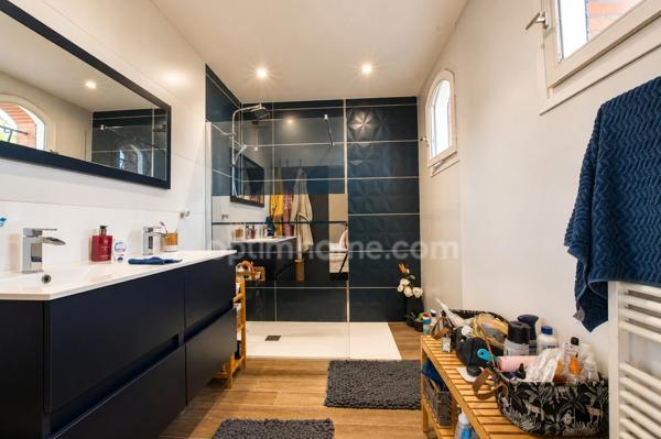 LAUNAGUET – SUPERBE MAISON FAMILIALE DE 170 m² AVEC PISCINE SUR TERRAIN DE 1 357 m²