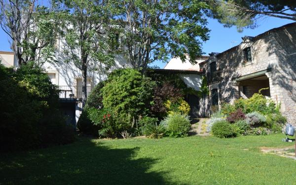 Maison à vendre    6 pièces • 185 m2 Montbazin