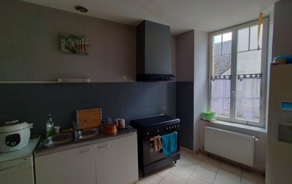 Vente Maison de village ref.72120 à rafraîchir Mont-saint-jean   