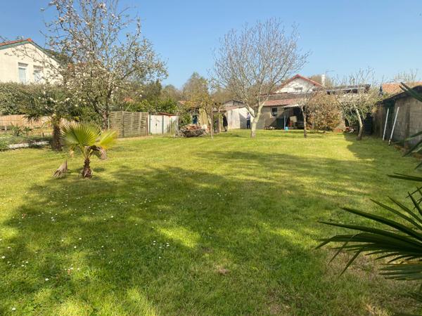 Terrain Boucau 950 m²