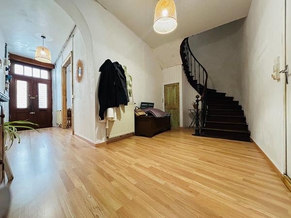 47440 CASSENEUIL À Casseneuil, magnifique maison de caractère avec jardin
