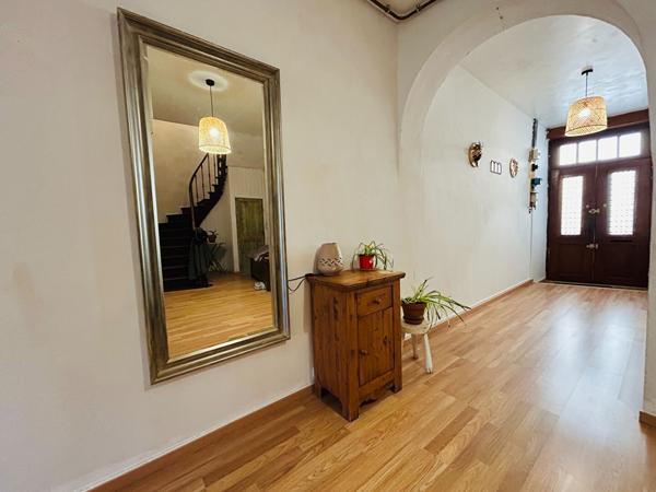 47440 CASSENEUIL À Casseneuil, magnifique maison de caractère avec jardin