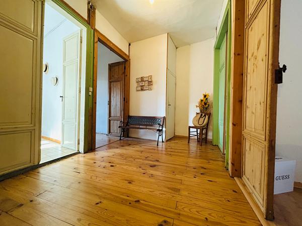 47440 CASSENEUIL À Casseneuil, magnifique maison de caractère avec jardin