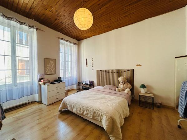 47440 CASSENEUIL À Casseneuil, magnifique maison de caractère avec jardin