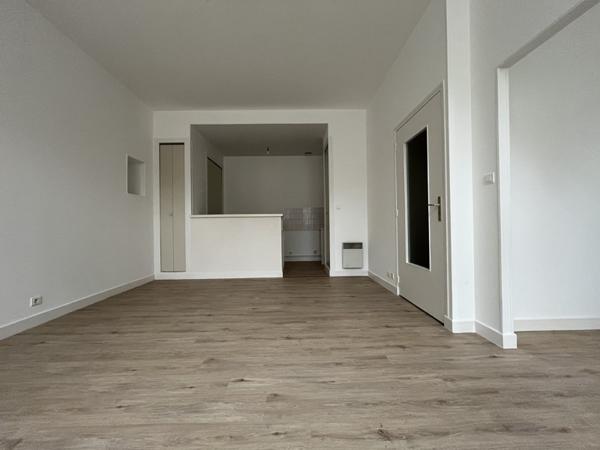 Immeuble à vendre |  Saint-Amand-Montrond |  220 m²