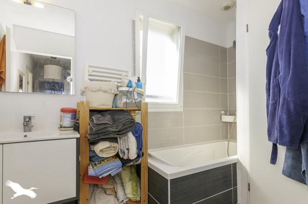 Maison 293 216 € Mèze 4 p 76 m² DPE A