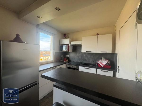 Appartement à louer 2 pièces 47.02m²