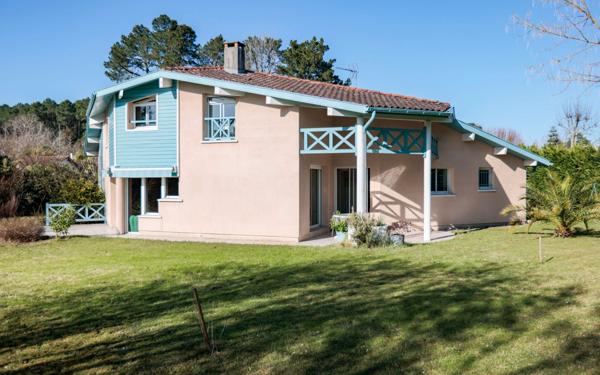 Maison à vendre    6 pièces • 170 m2 Seignosse